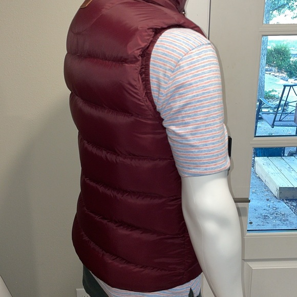 Aigle Puffer Hooded Vest - Picture 4 of 10